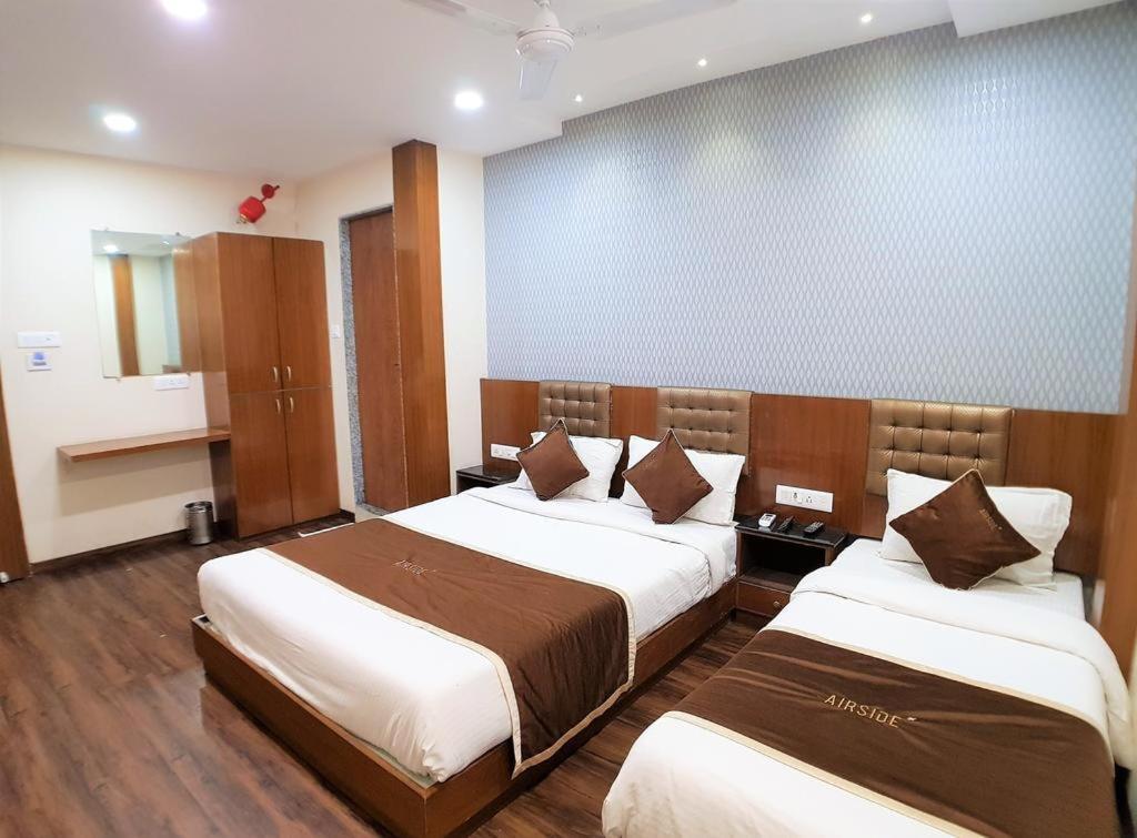 Hotel Airside Bombay Eksteriør billede